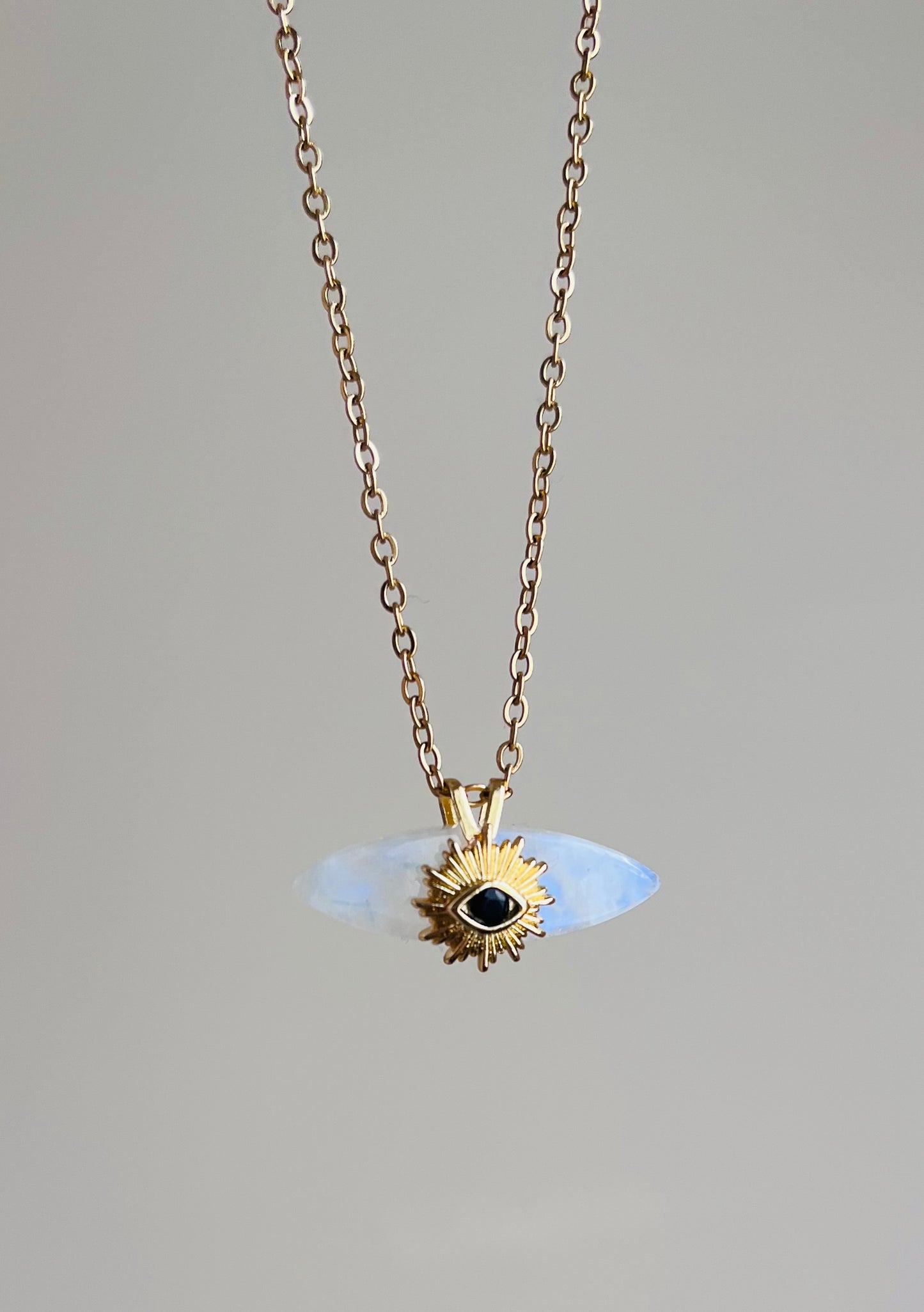 Collier talisman œil protecteur Pierre de Lune