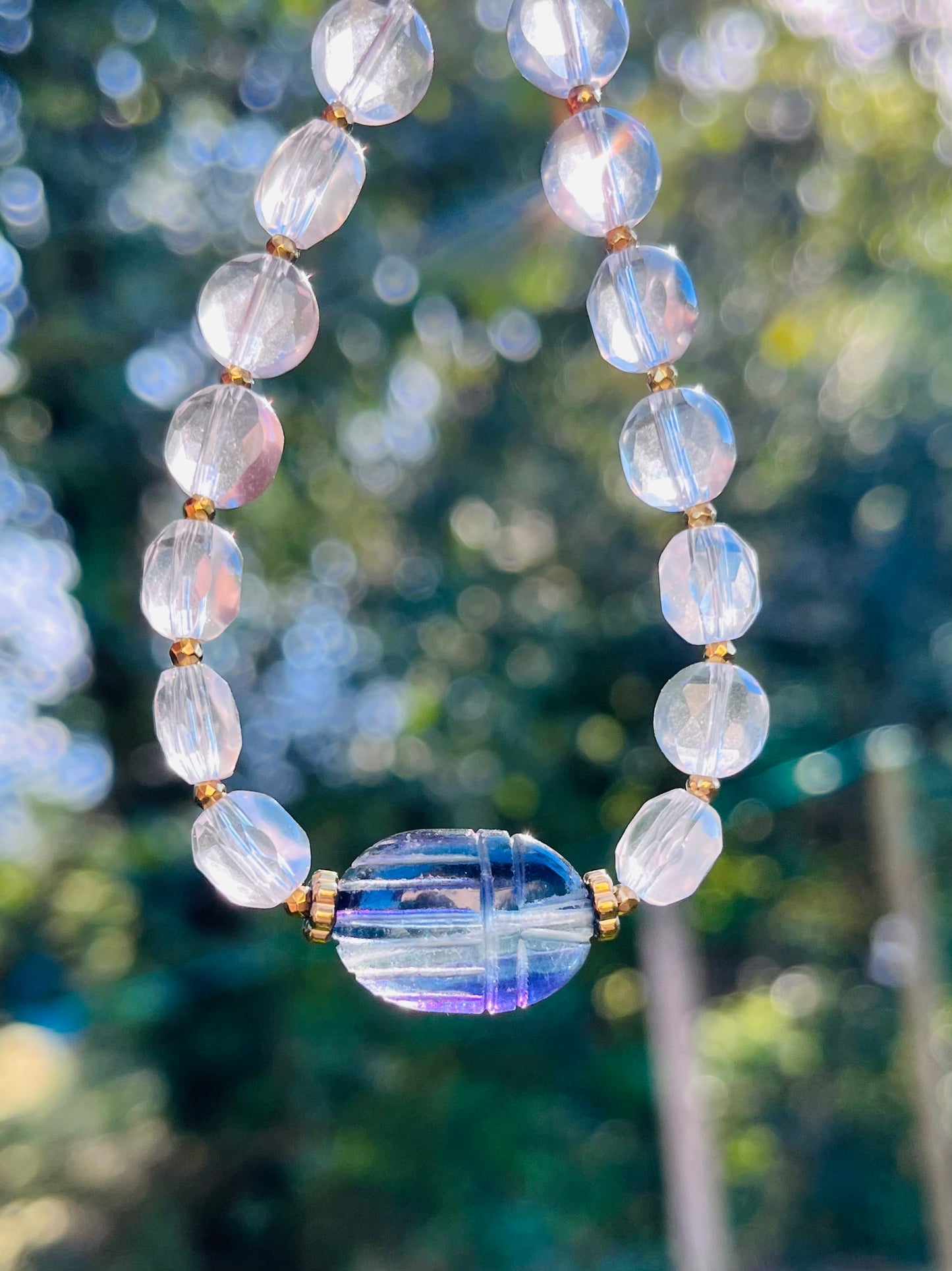 Bracelet amulette scarabée Fluorite et Cristal de Roche