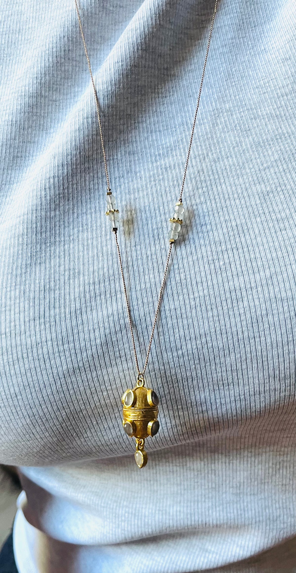 Collier Sautoir talisman ethnique Labradorite