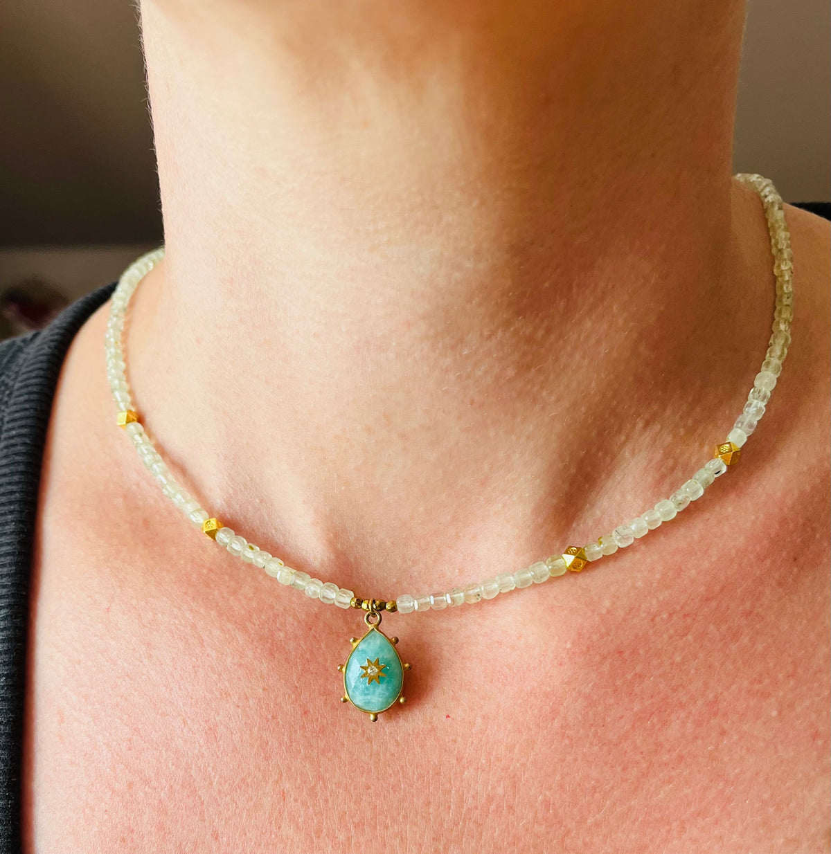 Collier grigri Prehnite et Amazonite