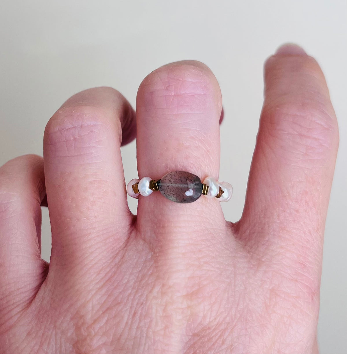 Bague Perles d’eau douce et Labradorite