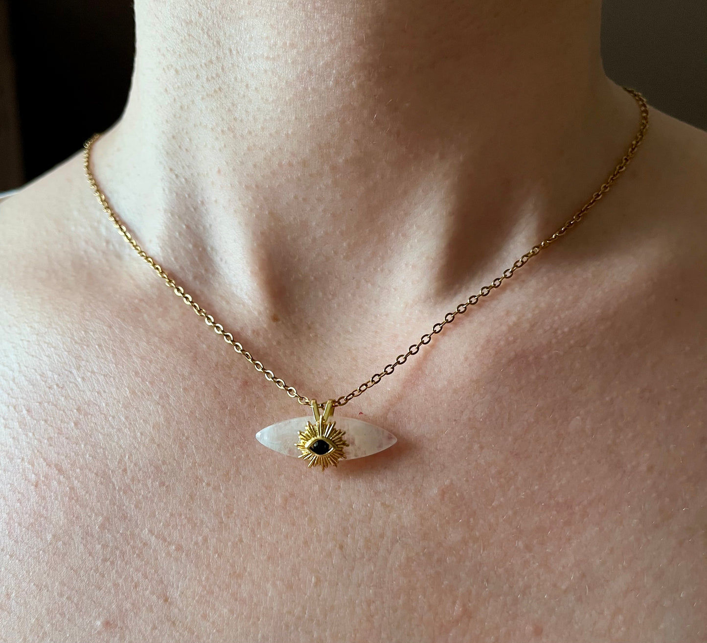 Collier talisman œil protecteur Pierre de Lune
