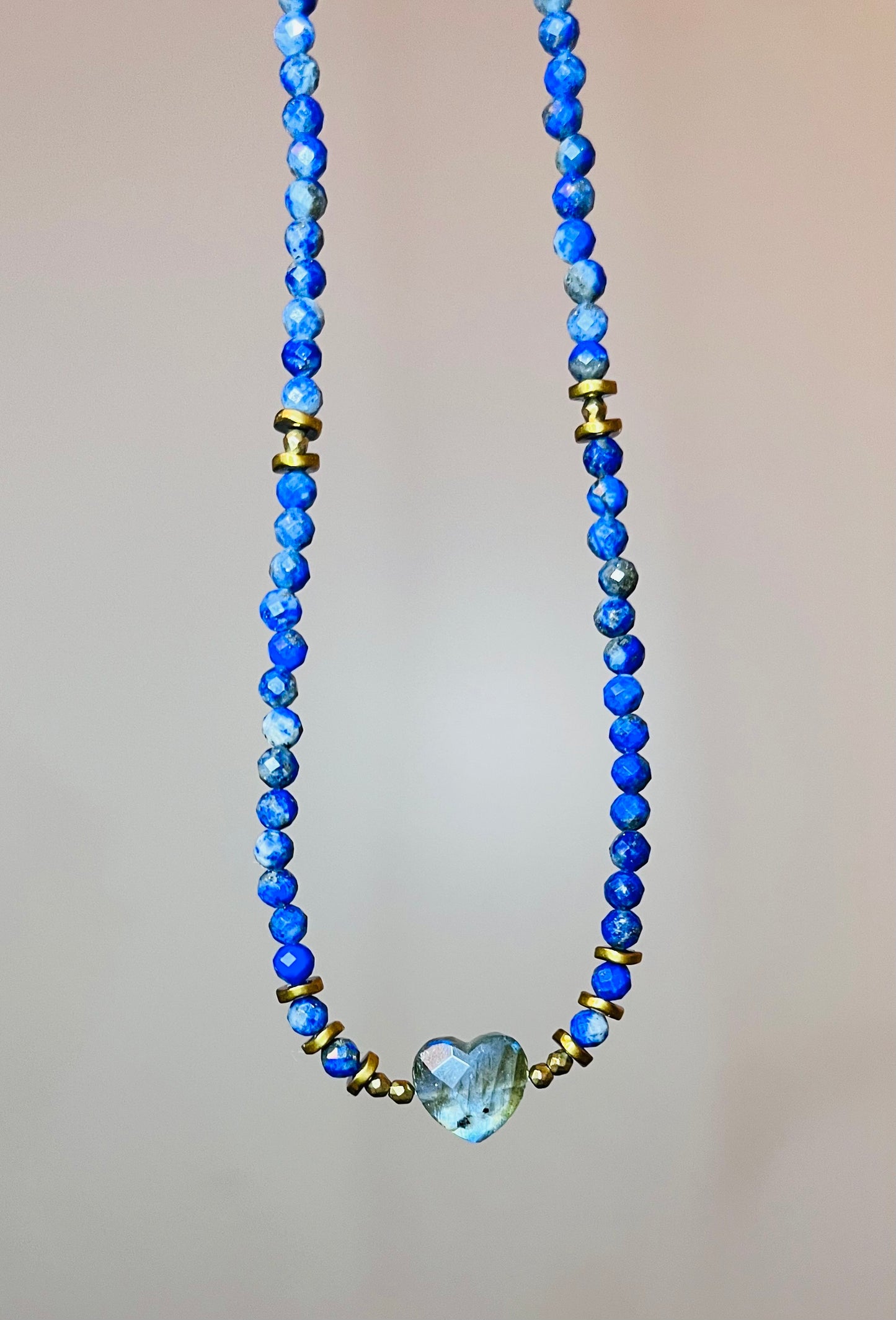 Collier cœur Labradorite et Lapis-lazuli