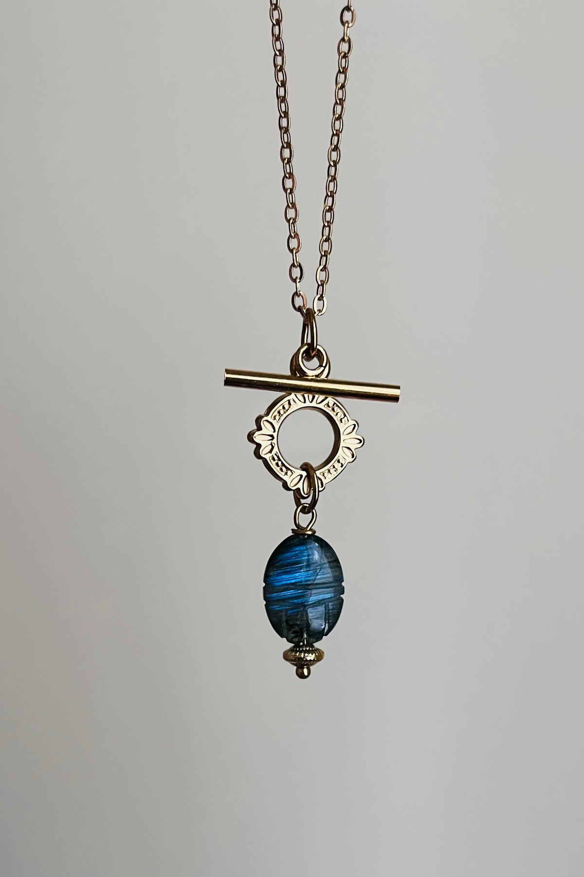 Collier Sautoir grigri scarabée porte bonheur Labradorite