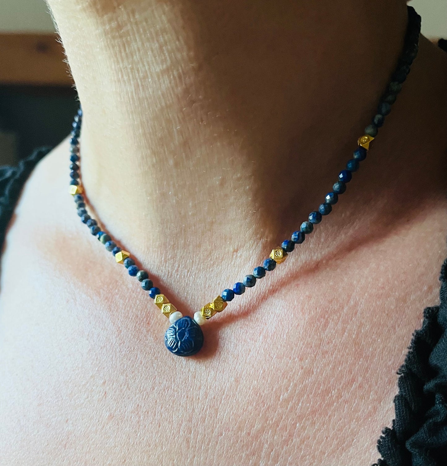 Collier talisman Lapis-lazuli