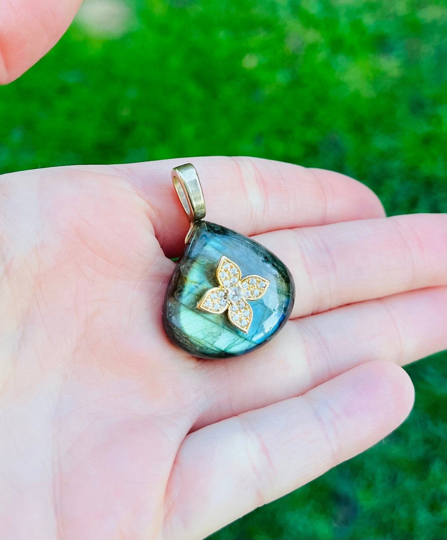 Pendentif goutte Labradorite