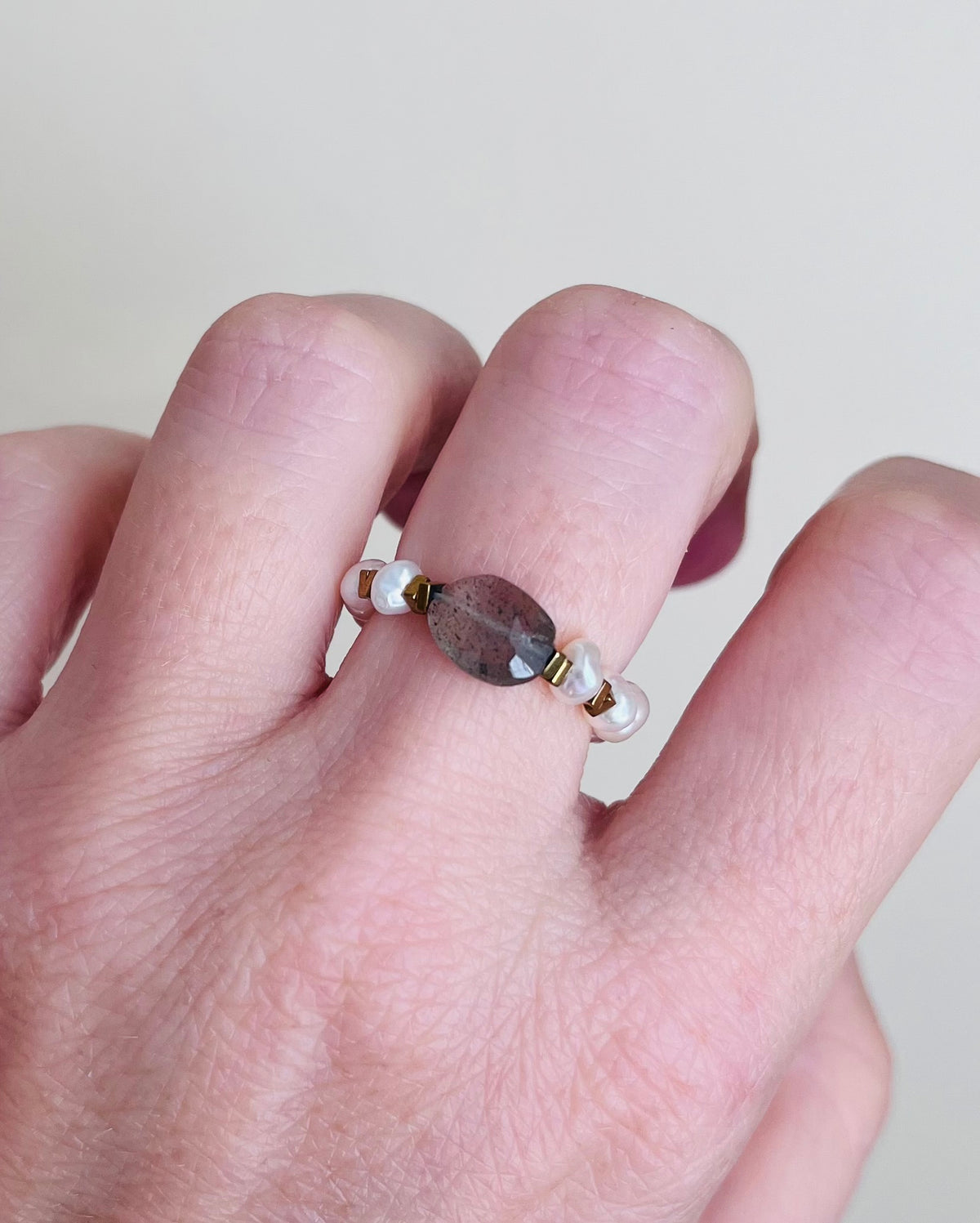 Bague Perles d’eau douce et Labradorite