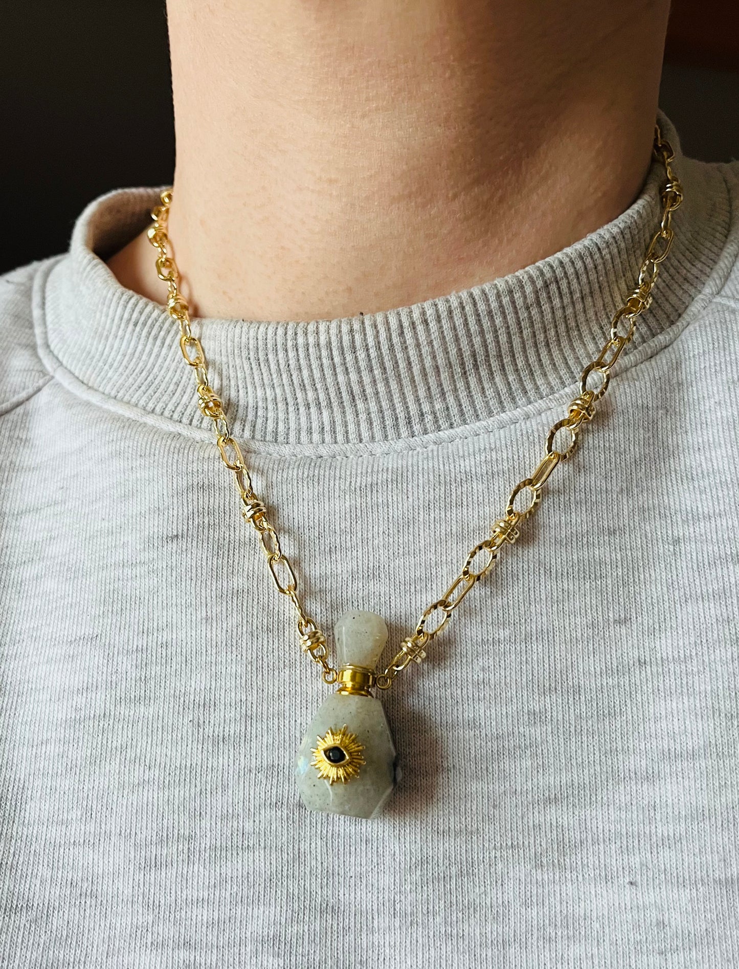 Collier talisman fiole Labradorite