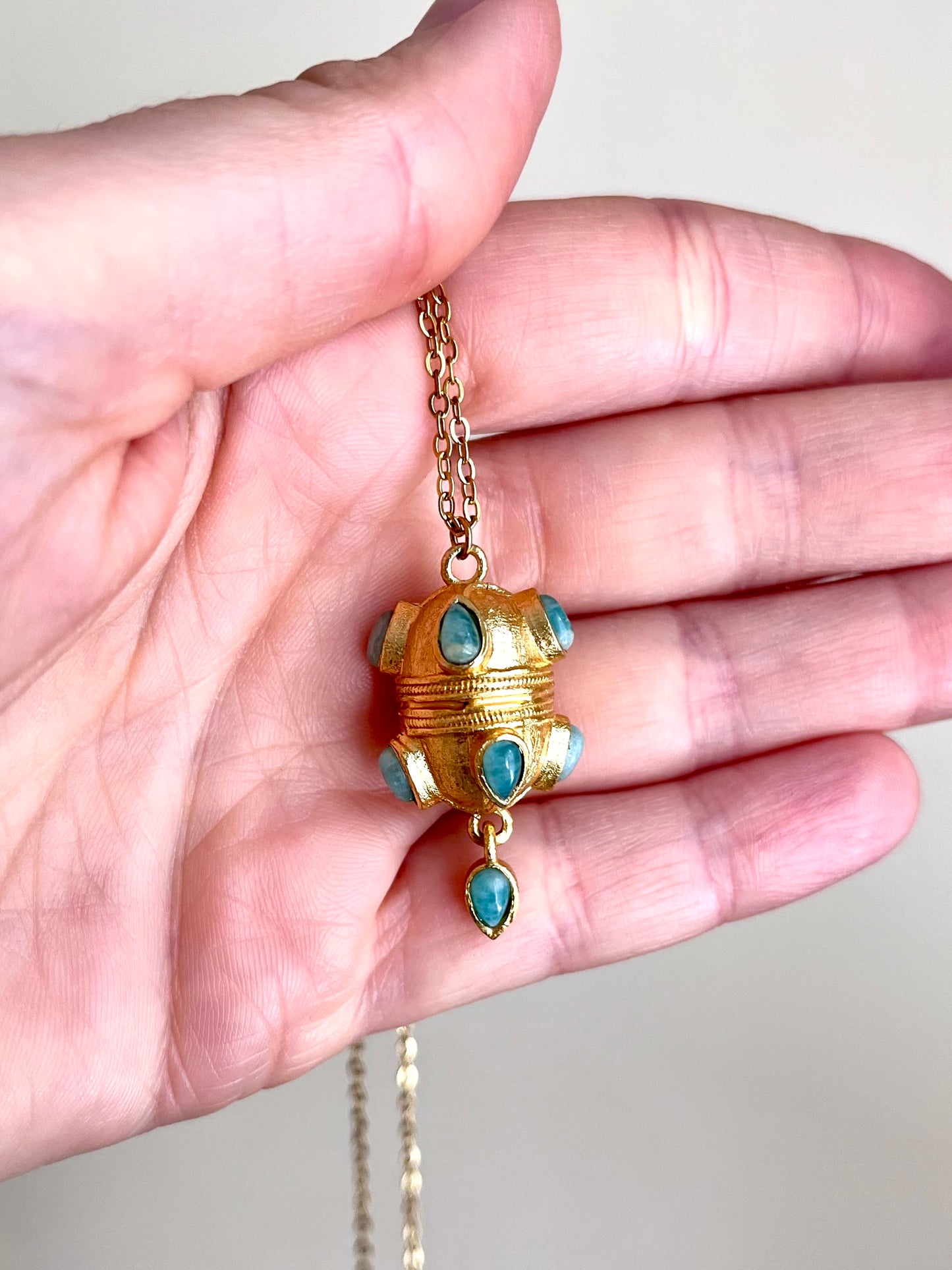 Collier sautoir talisman ethnique Amazonite