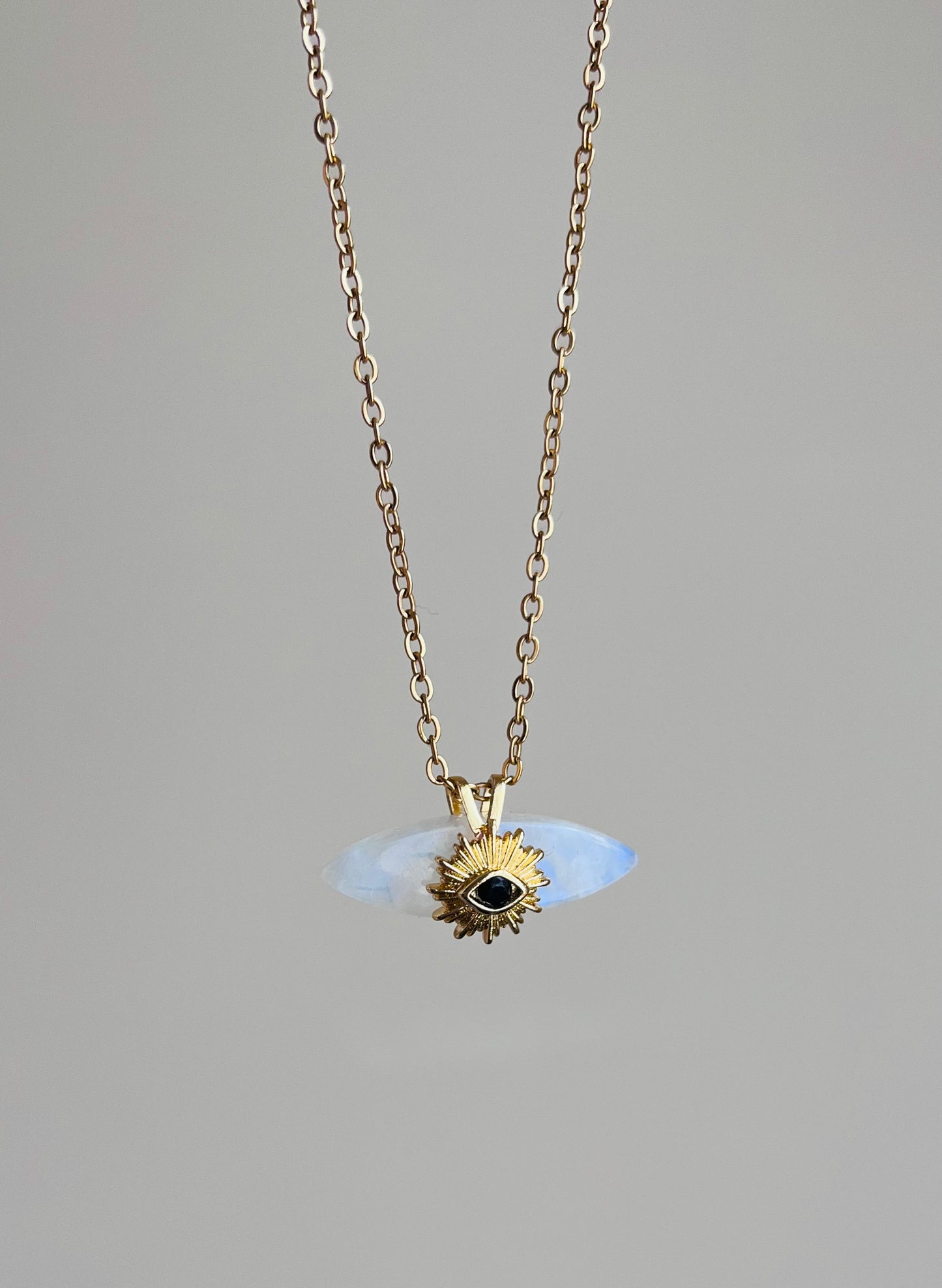 Collier talisman œil protecteur Pierre de Lune