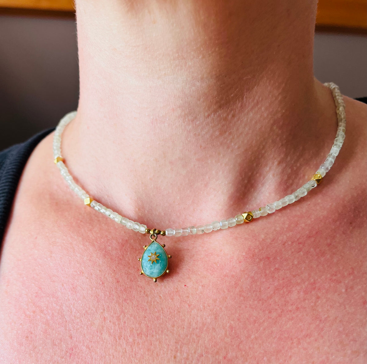 Collier grigri Prehnite et Amazonite