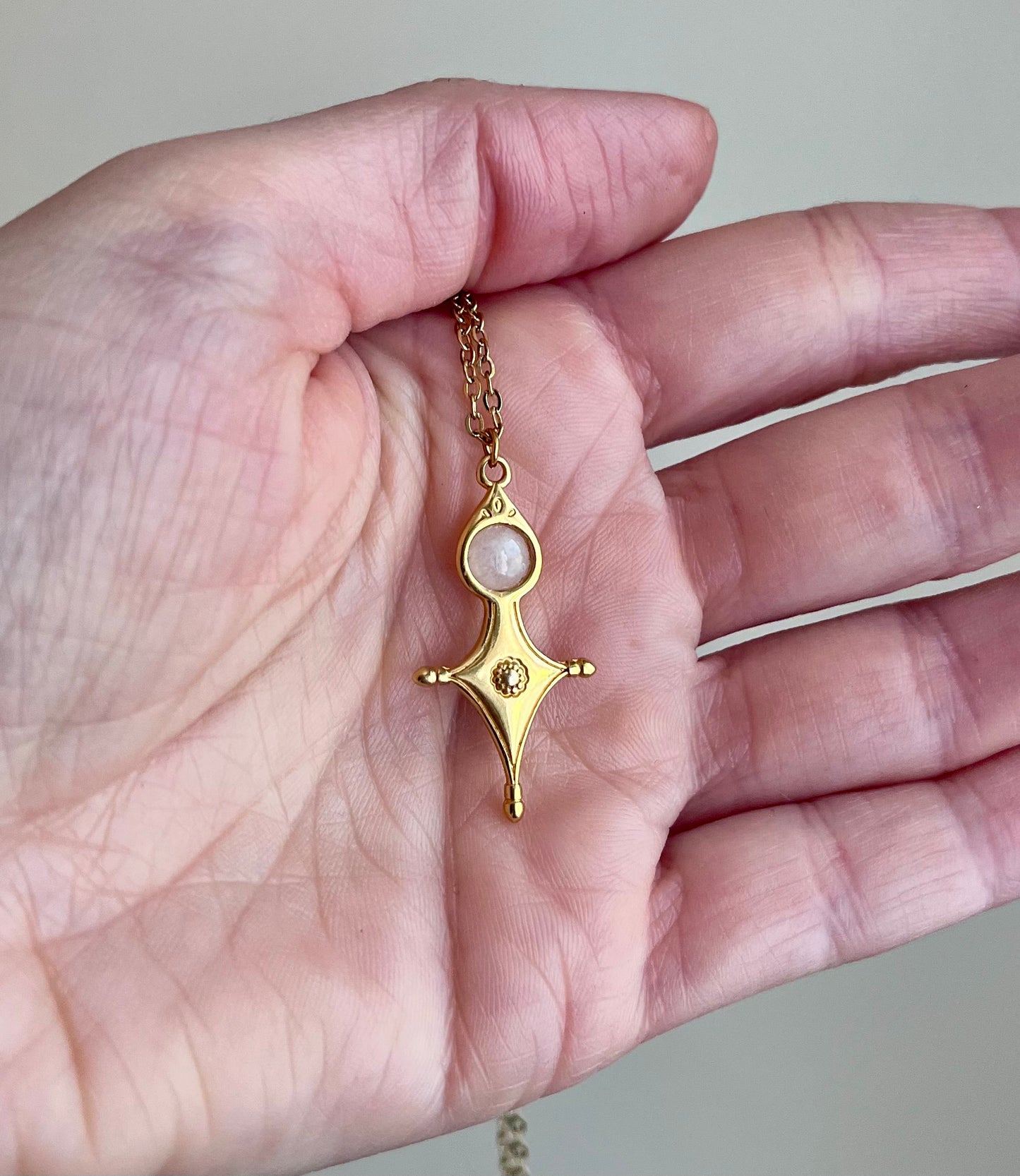 Collier Talisman Croix Touareg Pierre de Lune