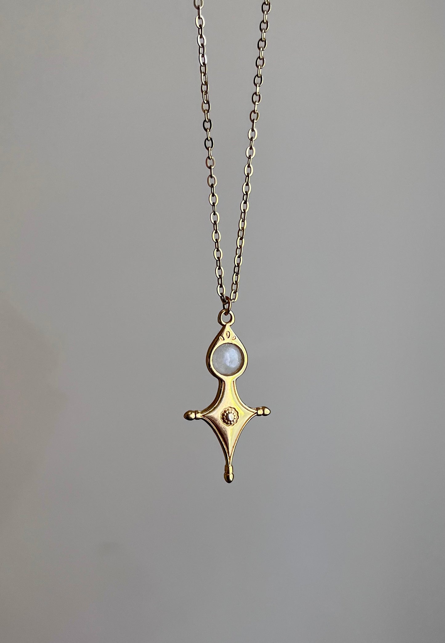 Collier Talisman Croix Touareg Pierre de Lune