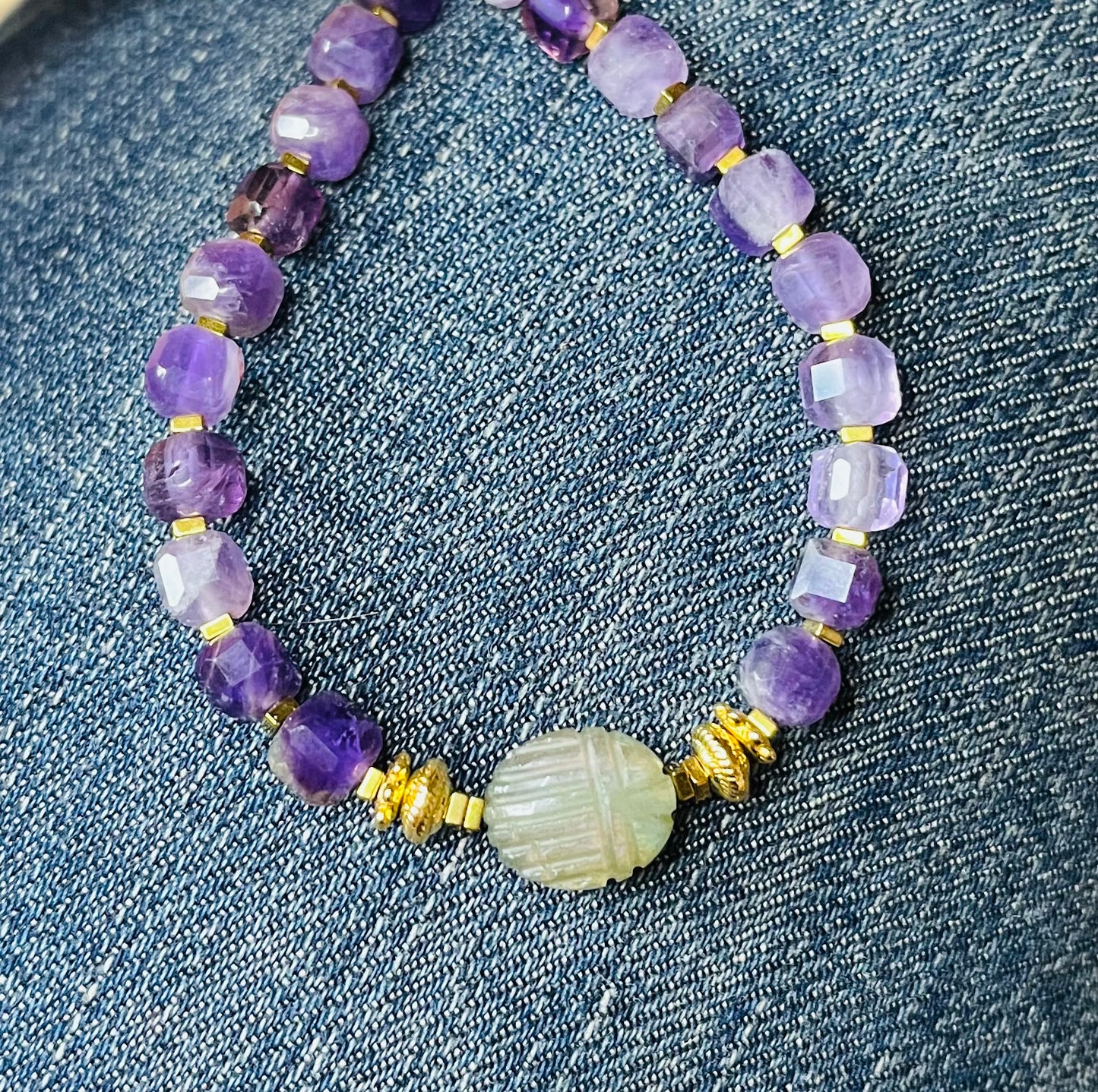 Bracelet talisman scarabée Labradorite et Améthyste