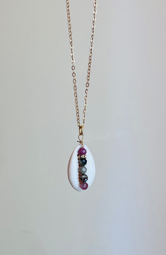 Collier sautoir Cauri et Tourmalines