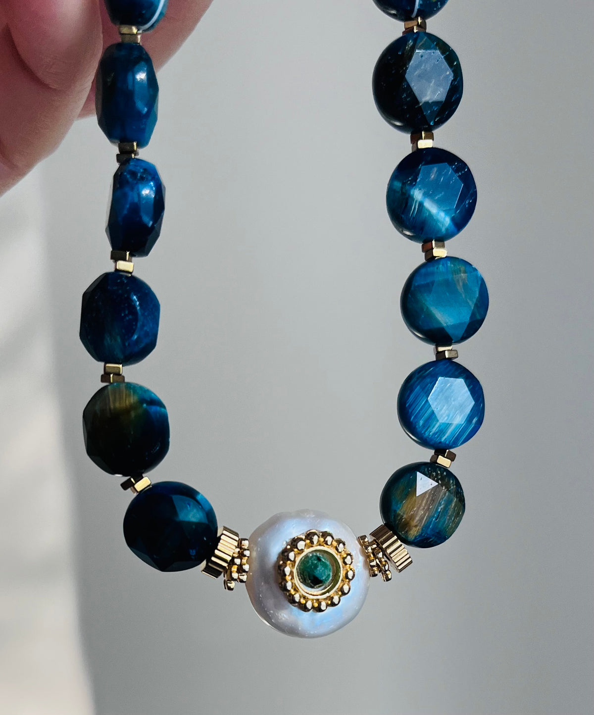 Bracelet Œil de Tigre bleu et Perle d’eau douce