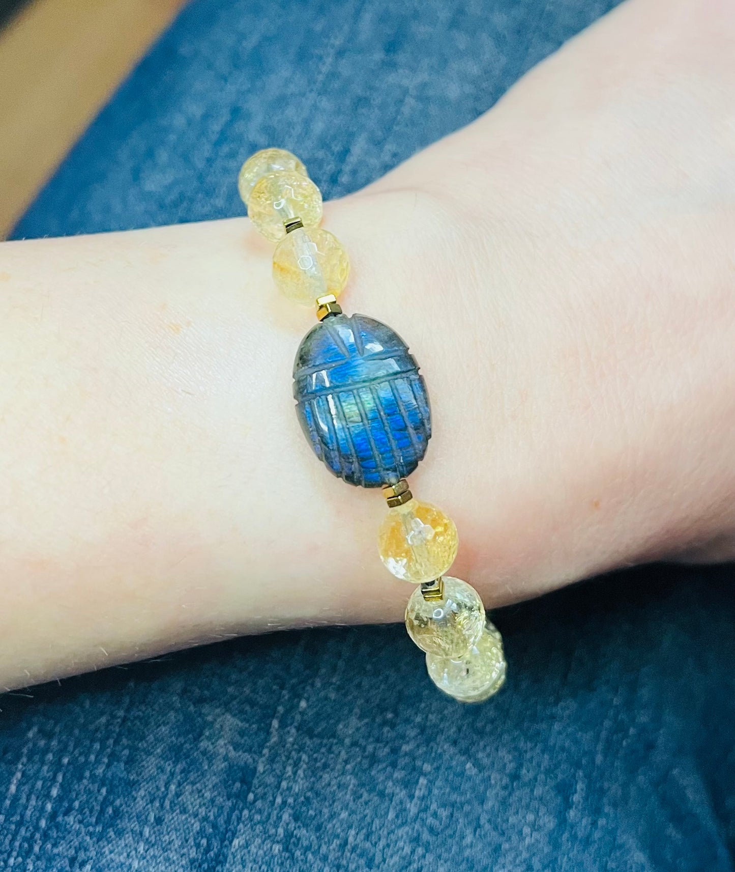 Bracelet amulette scarabée Labradorite et Citrine