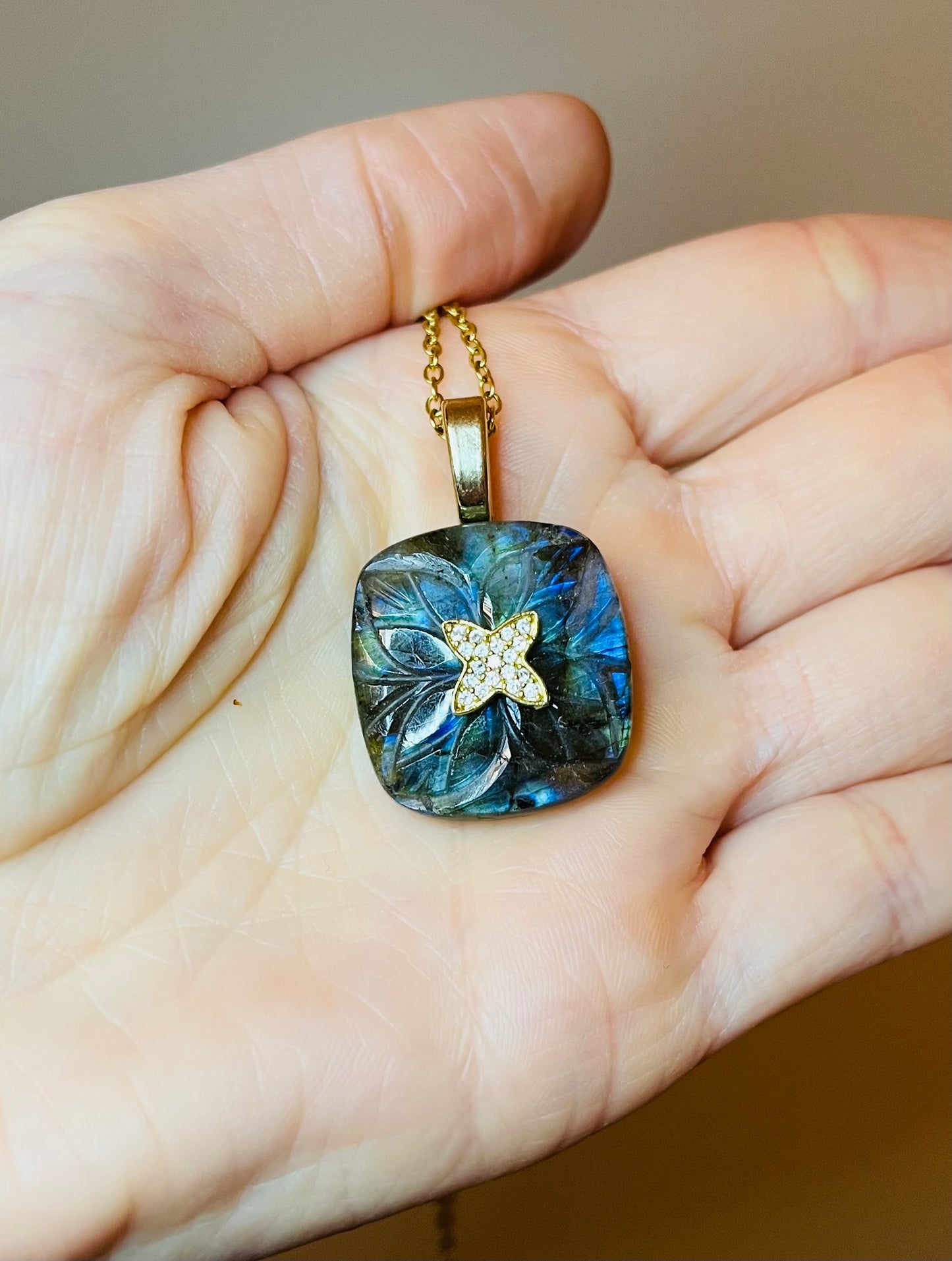 Collier talisman protecteur Labradorite - Éloignement des énergies négatives