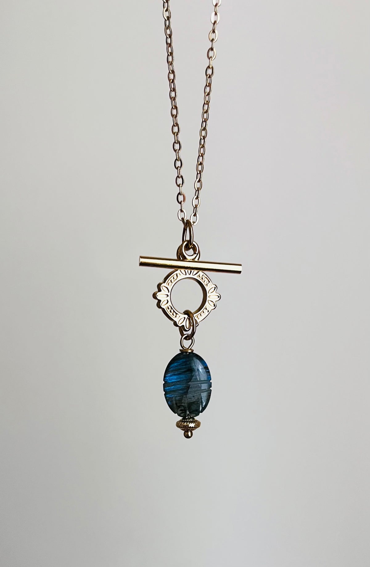 Collier Sautoir grigri scarabée porte bonheur Labradorite