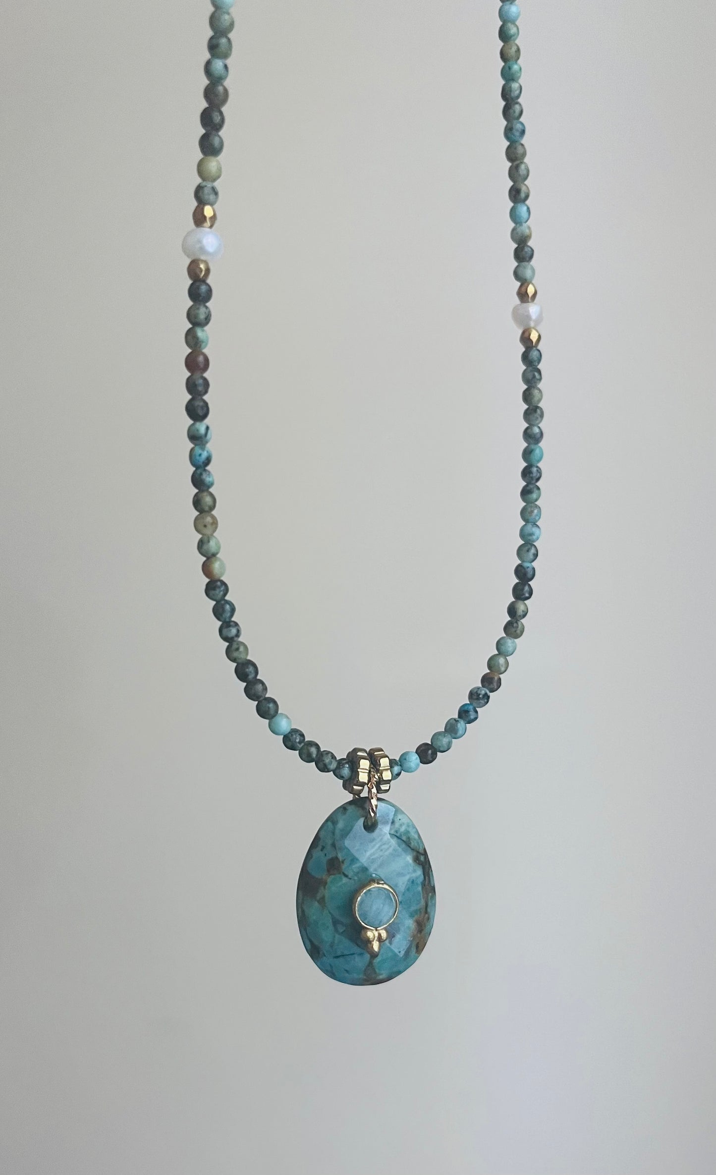 Collier sautoir talisman