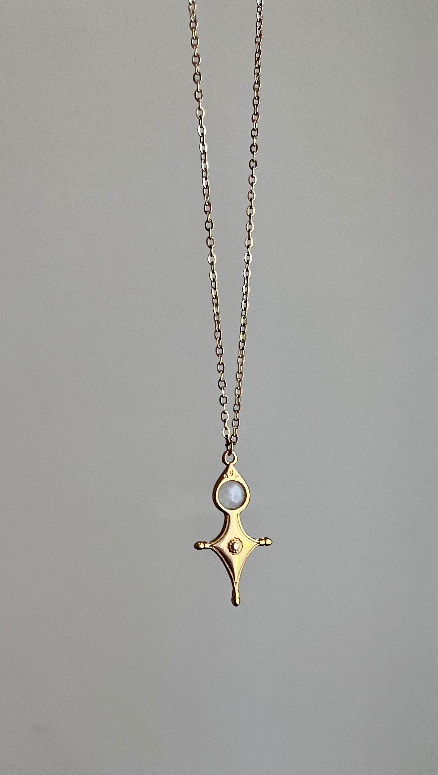 Collier Talisman Croix Touareg Pierre de Lune