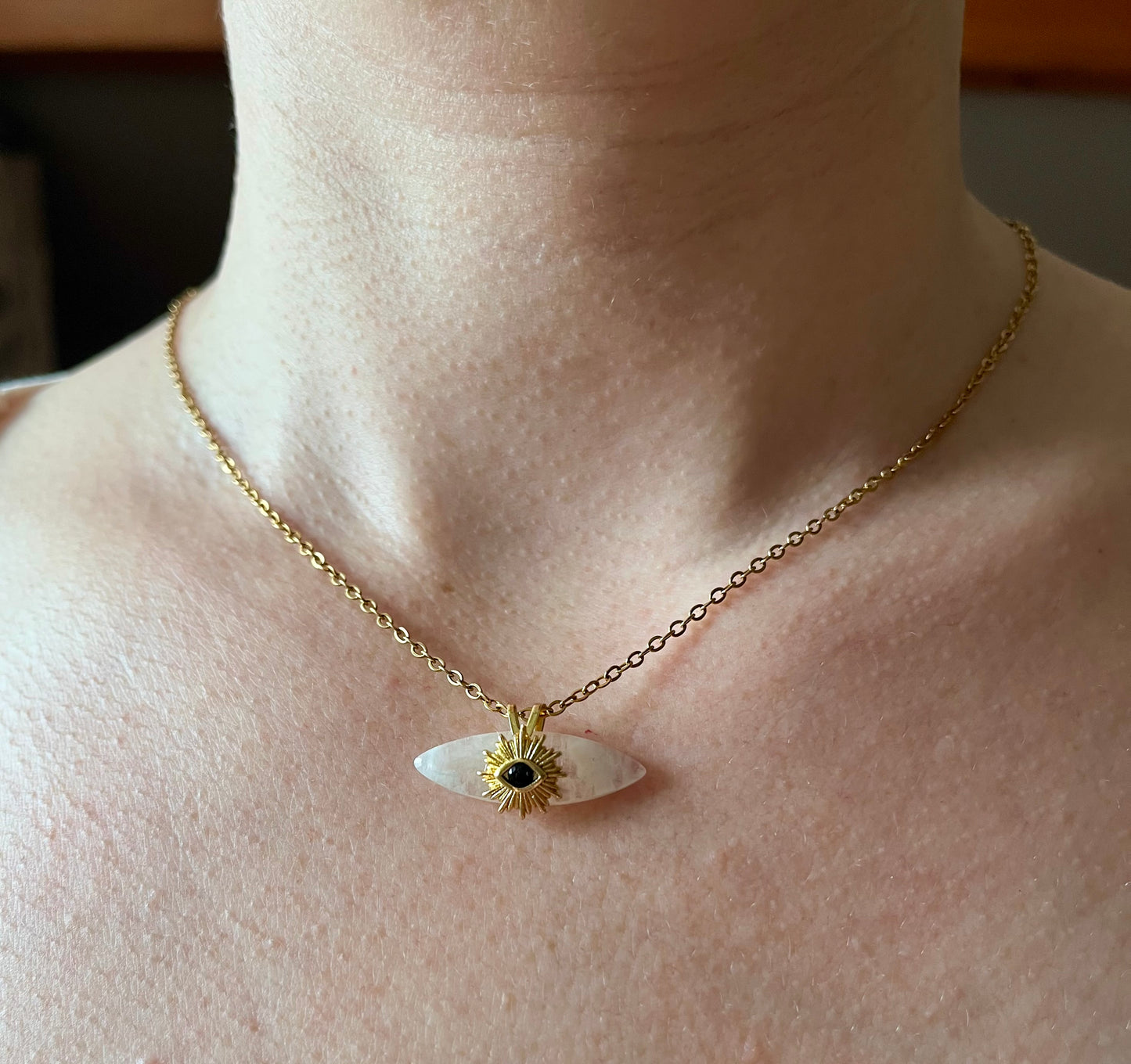 Collier talisman œil protecteur Pierre de Lune