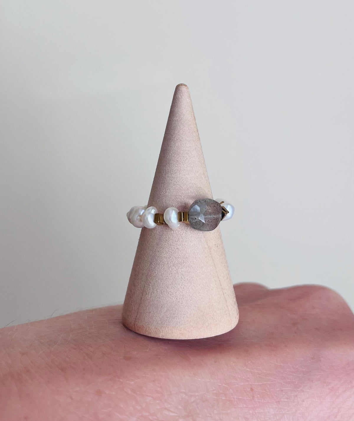 Bague Perles d’eau douce et Labradorite
