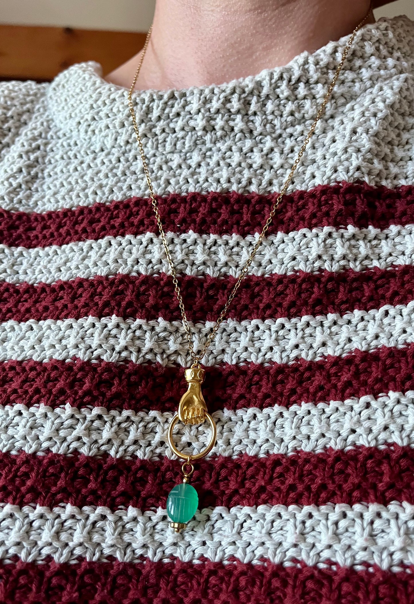 Collier sautoir talisman scarabée Onyx vert