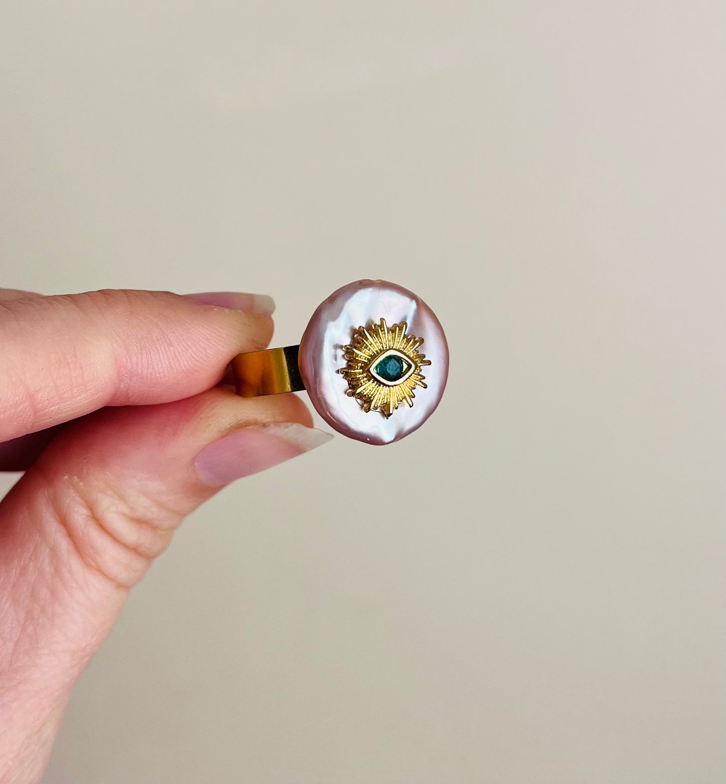 Bague Amulette Perle d’eau douce