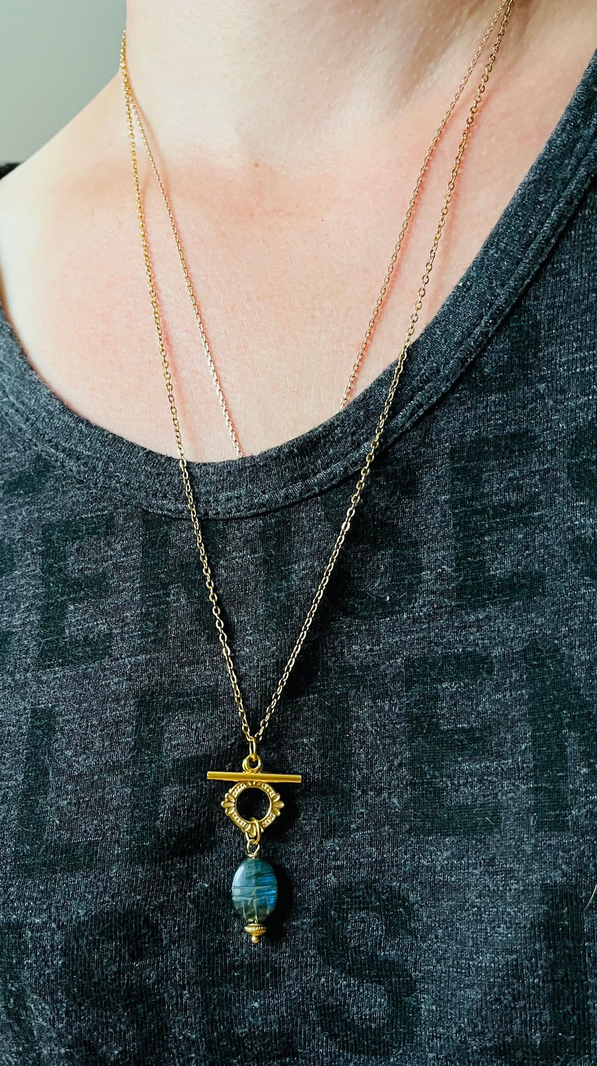 Collier Sautoir grigri scarabée porte bonheur Labradorite