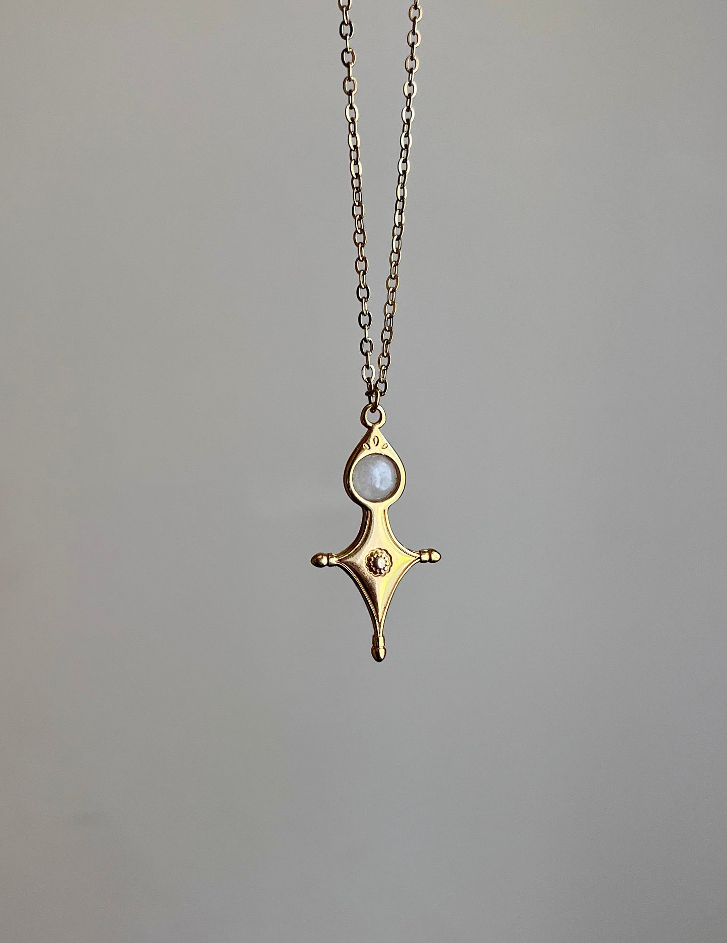 Collier Talisman Croix Touareg Pierre de Lune