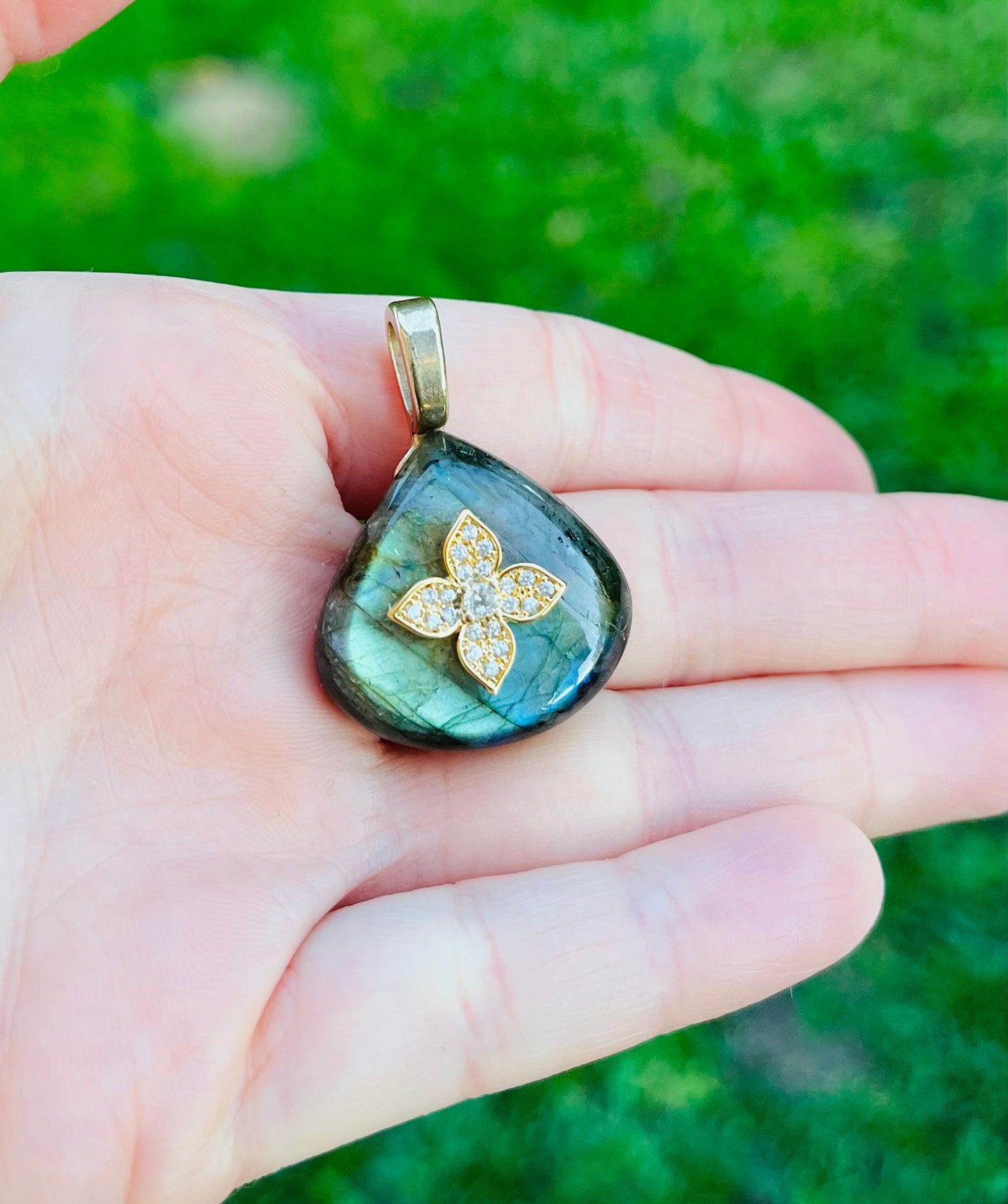 Pendentif goutte Labradorite