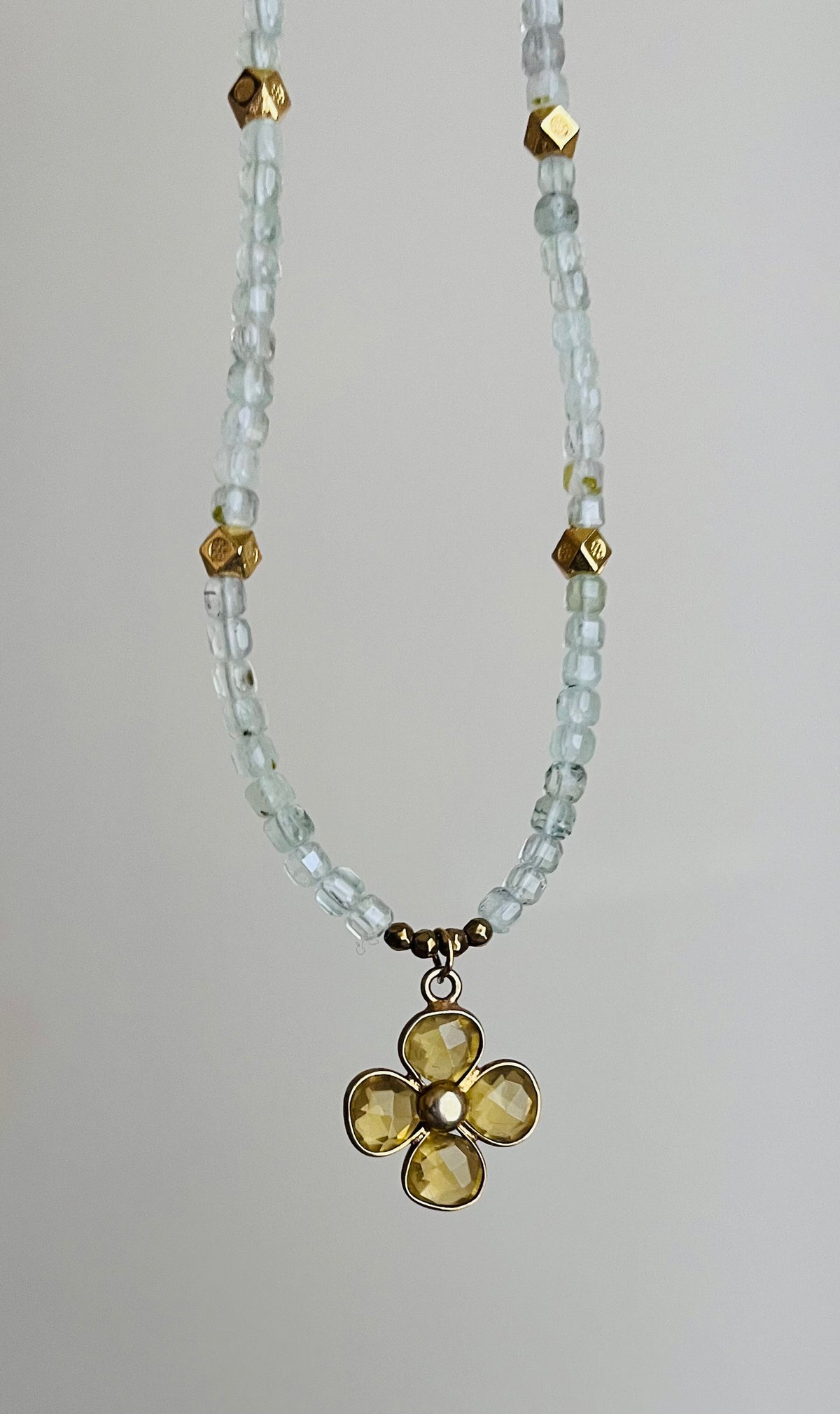 Collier Préhnite et Citrine