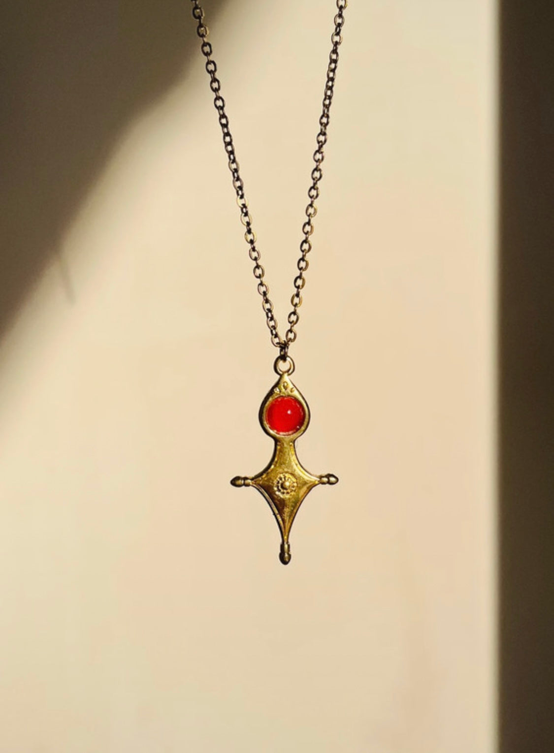 Collier Talisman Croix Touareg Cornaline