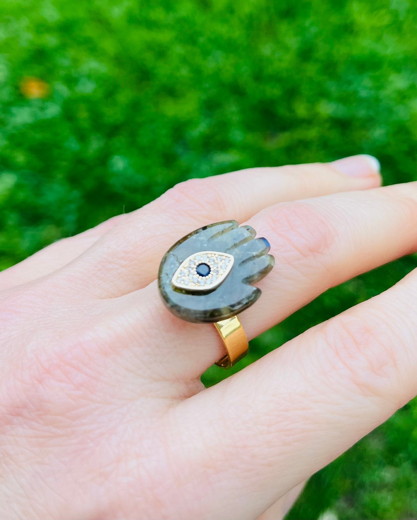 Bague main protectrice Labradorite