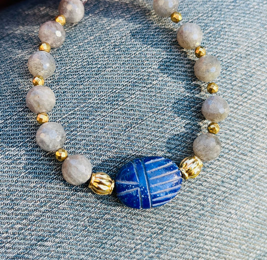 Bracelet talisman scarabée Lapis-Lazuli et Labradorite