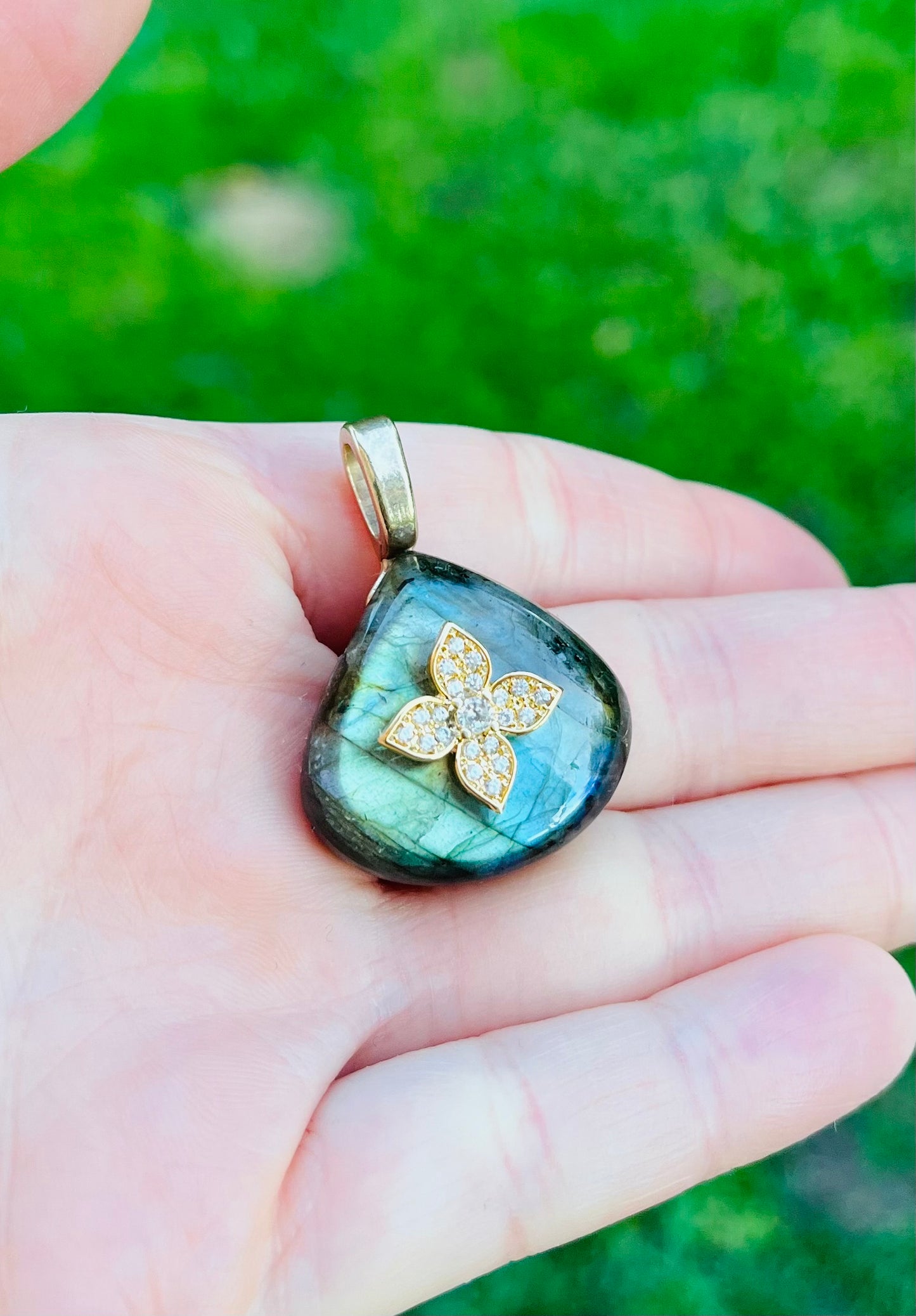 Pendentif goutte Labradorite