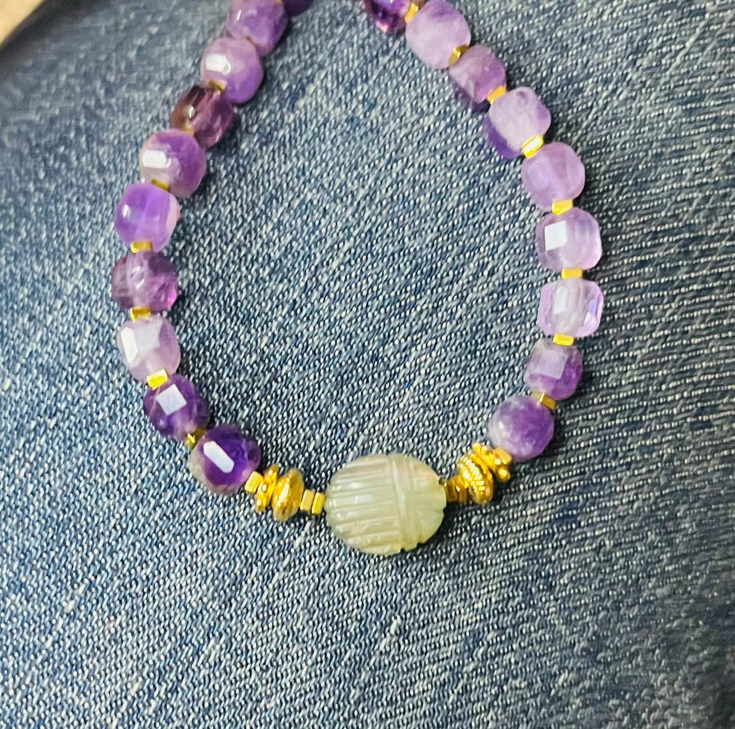 Bracelet talisman scarabée Labradorite et Améthyste