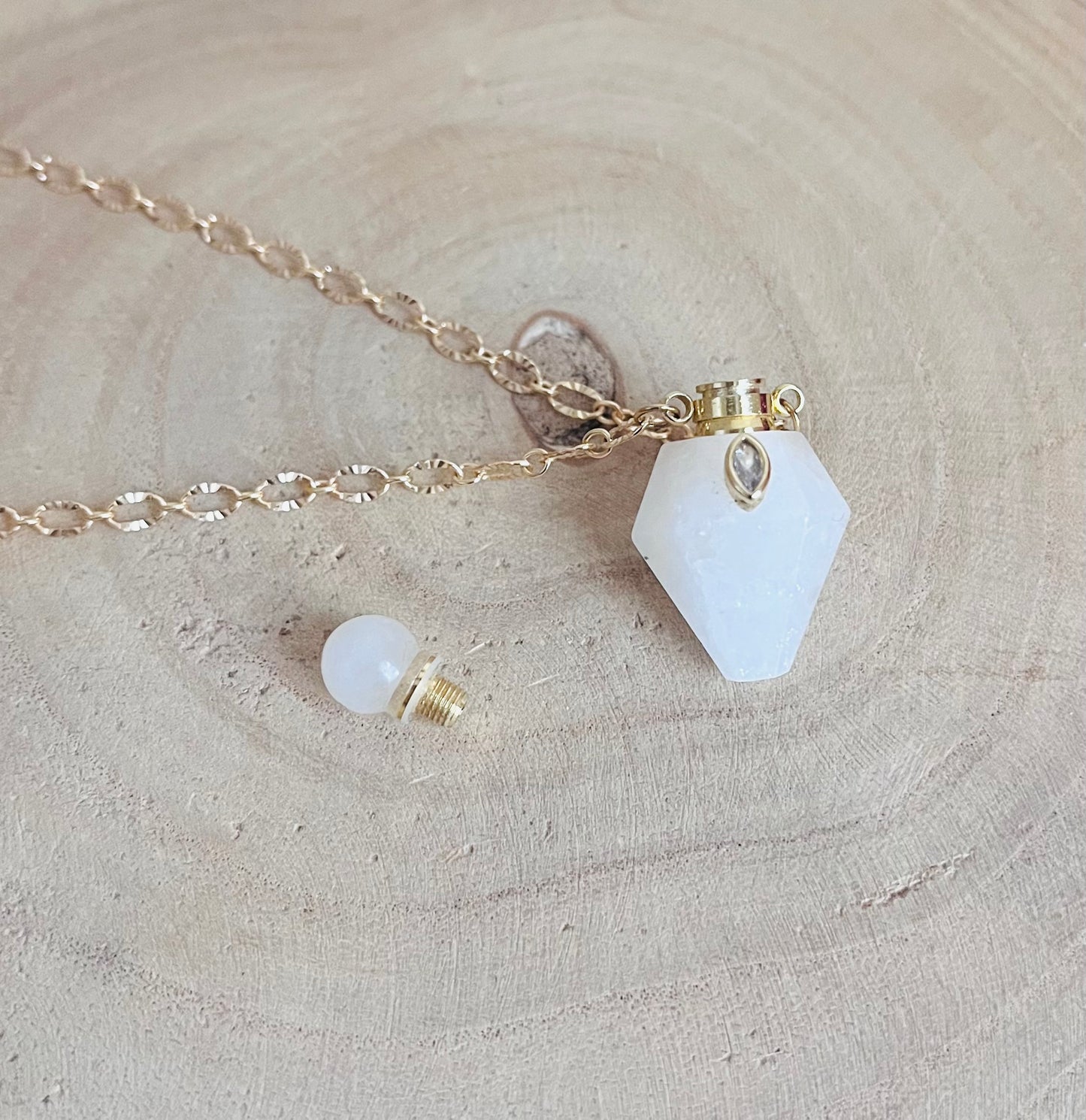 Collier sautoir grigri fiole Quartz